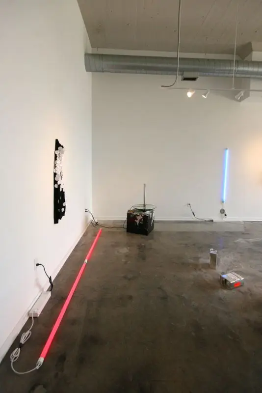 BRB/Total Id Pigs installation with red light