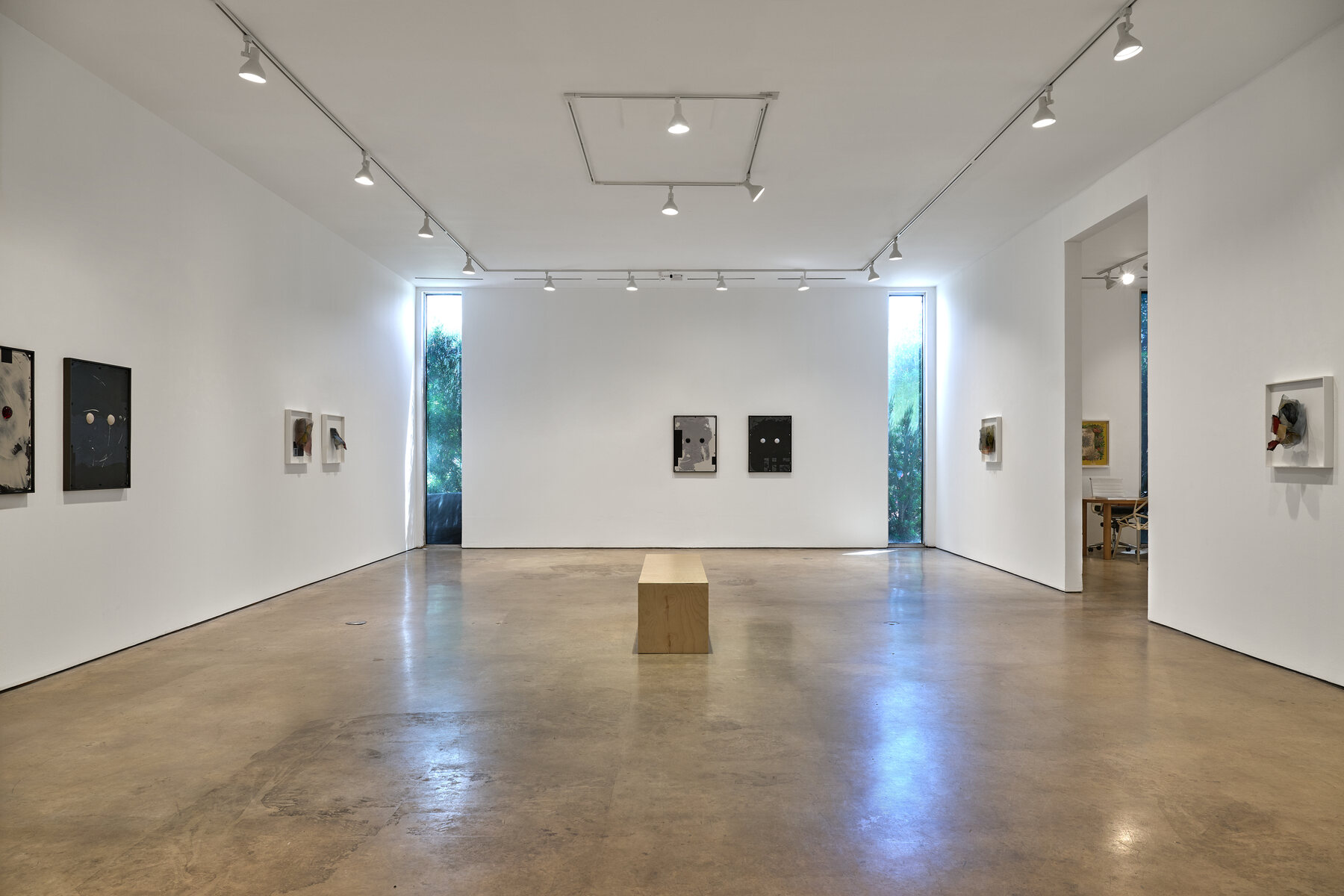 unknow better installation view 1